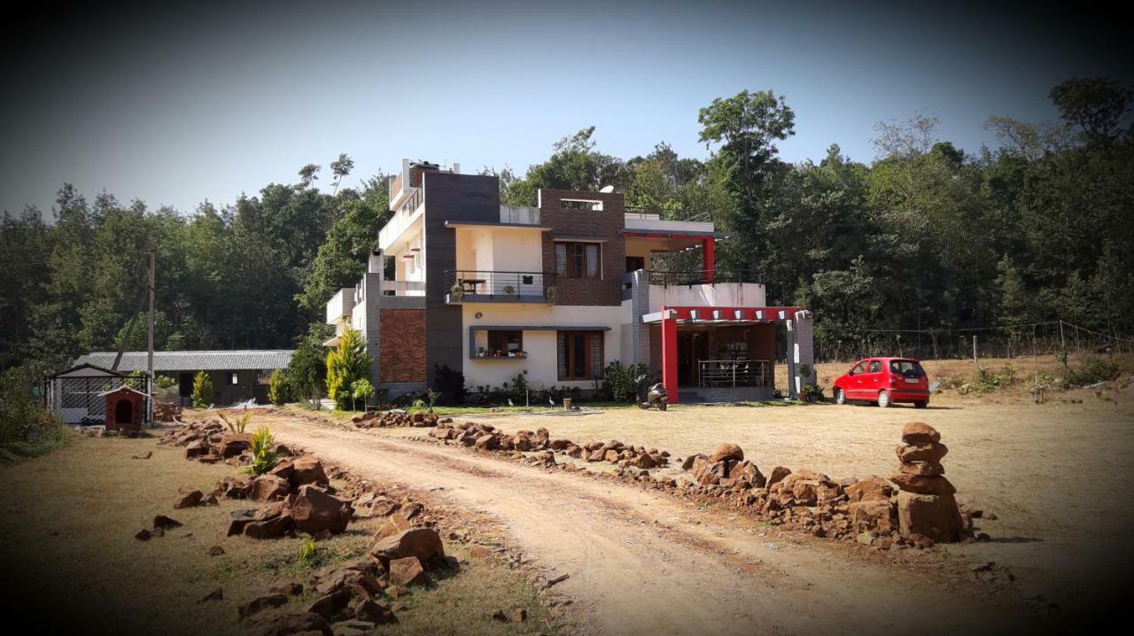 Silvershine Homestay Chikmagalūr エクステリア 写真